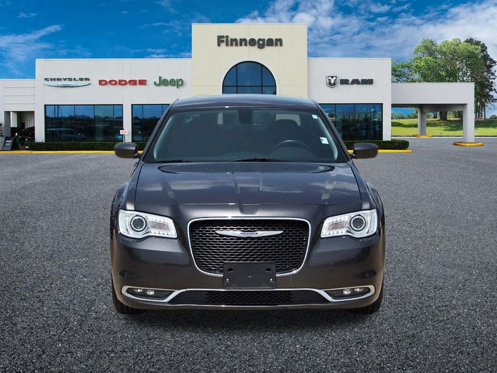 2020 Chrysler 300 Touring