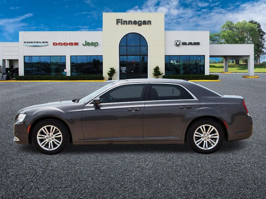 2020 Chrysler 300 Touring