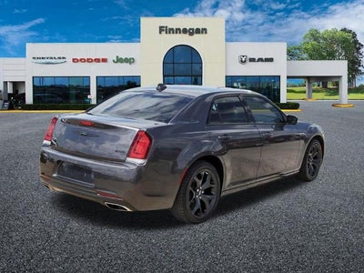 2023 Chrysler 300 Touring RWD