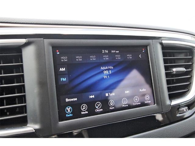 2018 Chrysler Pacifica L FWD