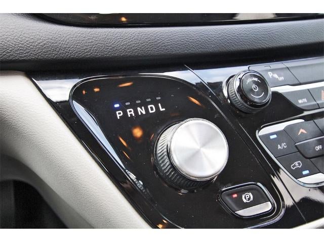 2018 Chrysler Pacifica L FWD