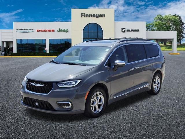 2023 Chrysler Pacifica Limited FWD