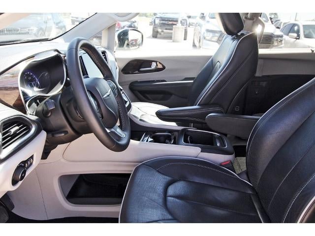 2023 Chrysler Pacifica Limited FWD