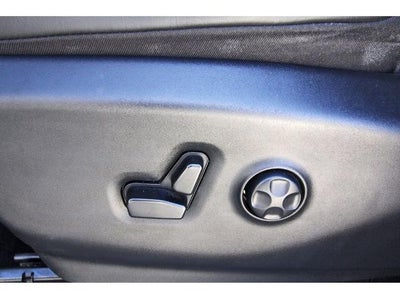 2023 Chrysler Pacifica Limited FWD