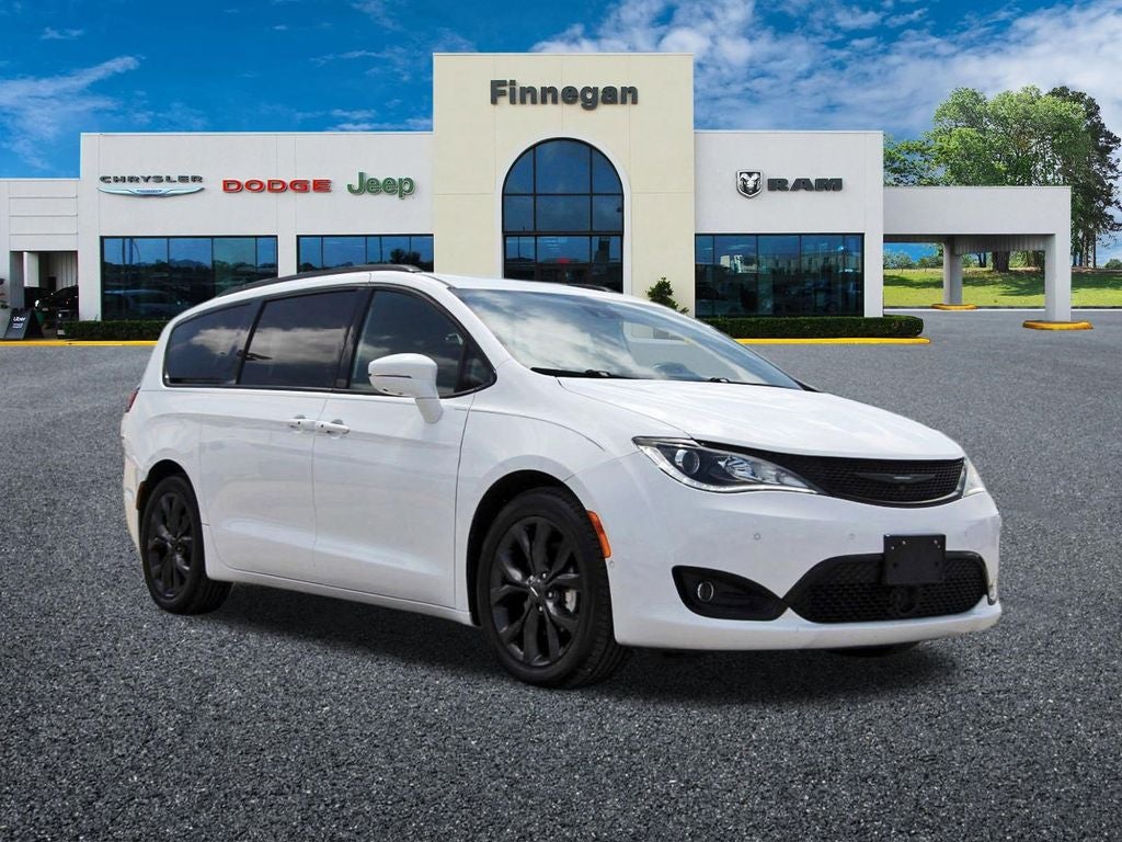 2020 Chrysler Pacifica Limited