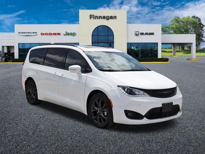 2020 Chrysler Pacifica Limited