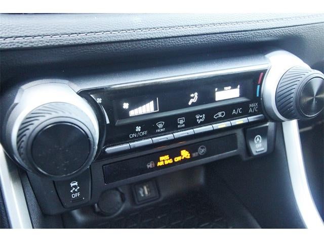 2024 Toyota RAV4 LE FWD (GS)