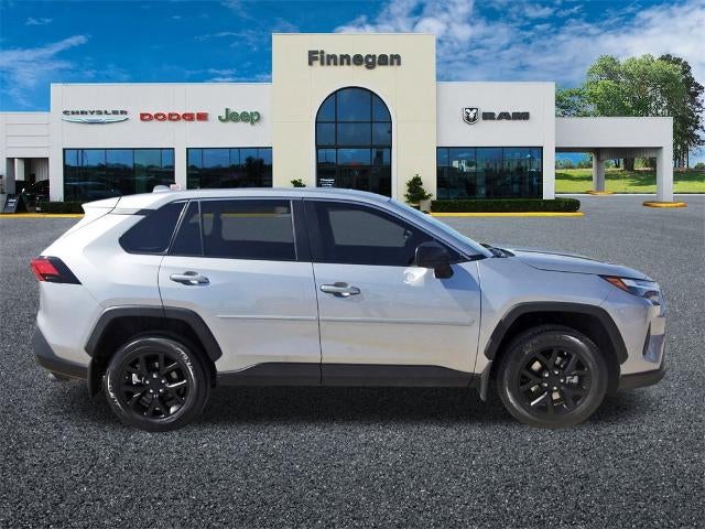 2024 Toyota RAV4 LE FWD (GS)