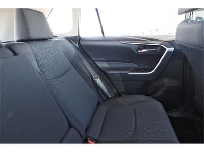 2023 Toyota RAV4 XLE FWD (GS)