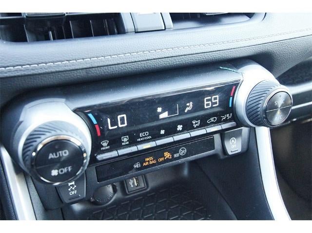 2023 Toyota RAV4 XLE FWD (GS)