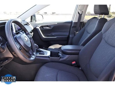 2023 Toyota RAV4 XLE FWD (GS)