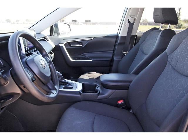 2023 Toyota RAV4 XLE FWD (GS)