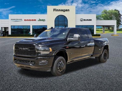 2024 RAM 3500 Limited 4x4 Mega Cab 6'4" Box
