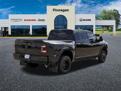 2024 RAM 3500 Limited 4x4 Mega Cab 6'4" Box