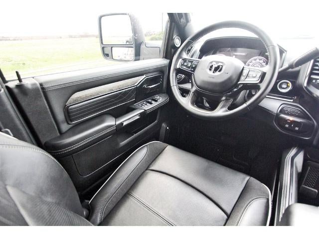 2025 RAM 3500 Limited 4x4 Mega Cab 6'4" Box