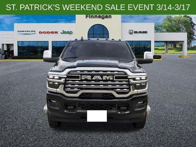 2025 RAM 3500 Limited 4x4 Mega Cab 6'4" Box