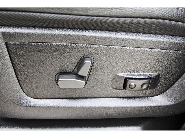 2025 RAM 3500 Limited 4x4 Mega Cab 6'4" Box