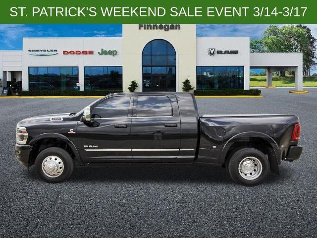 2025 RAM 3500 Limited 4x4 Mega Cab 6'4" Box