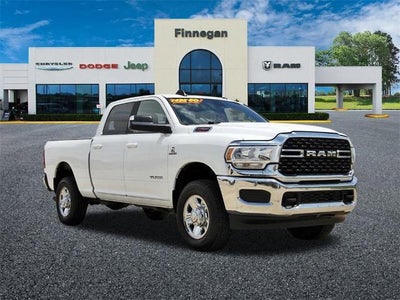 2022 RAM 2500 Big Horn 4x4 Crew Cab 6'4" Box