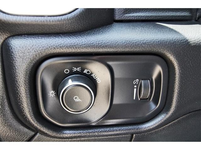 2022 RAM 2500 Big Horn 4x4 Crew Cab 6'4" Box