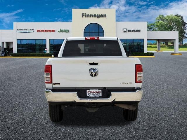 2022 RAM 2500 Big Horn 4x4 Crew Cab 6'4" Box