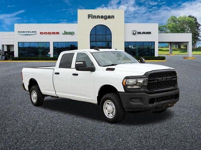 2023 RAM 2500 Tradesman 4x4 Crew Cab 8' Box