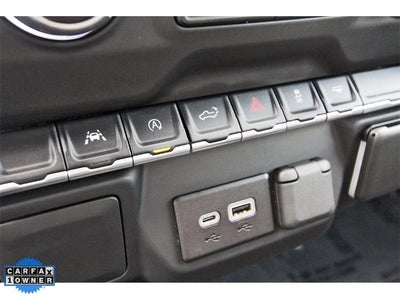 2022 Chevrolet Silverado 1500 Crew Cab Short Box 2-Wheel Drive Custom