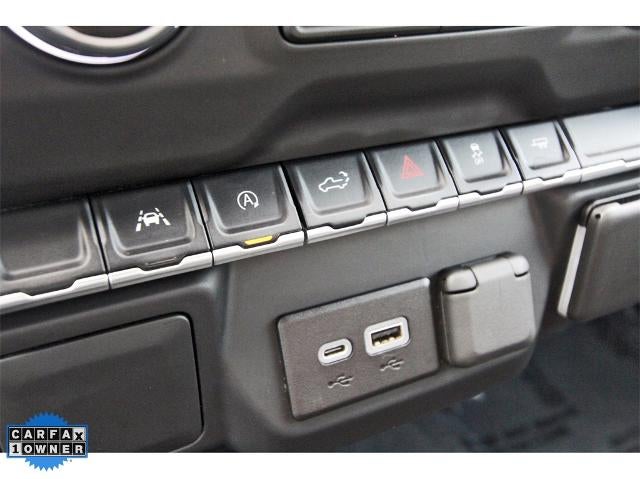 2022 Chevrolet Silverado 1500 Crew Cab Short Box 2-Wheel Drive Custom