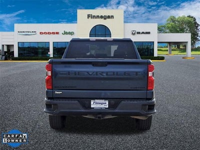 2022 Chevrolet Silverado 1500 Crew Cab Short Box 2-Wheel Drive Custom