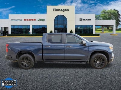 2022 Chevrolet Silverado 1500 Crew Cab Short Box 2-Wheel Drive Custom