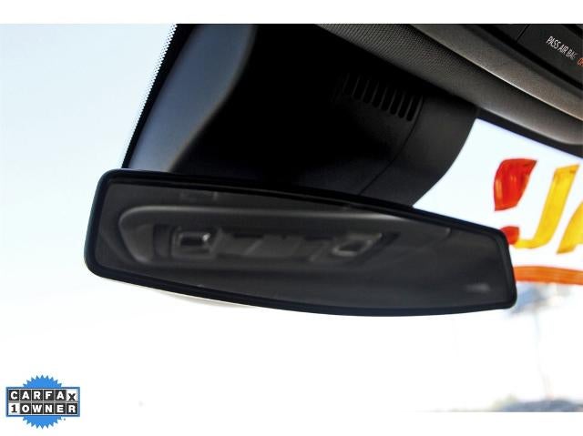 2022 Chevrolet Silverado 1500 Crew Cab Short Box 2-Wheel Drive Custom