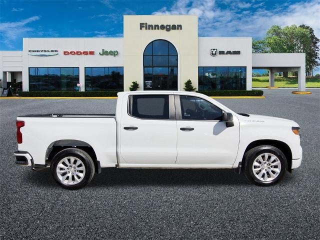 2022 Chevrolet Silverado 1500 Crew Cab Short Box 2-Wheel Drive Custom