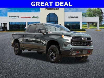 2025 Chevrolet Silverado 1500 Crew Cab Short Box 4-Wheel Drive LT Trail Boss