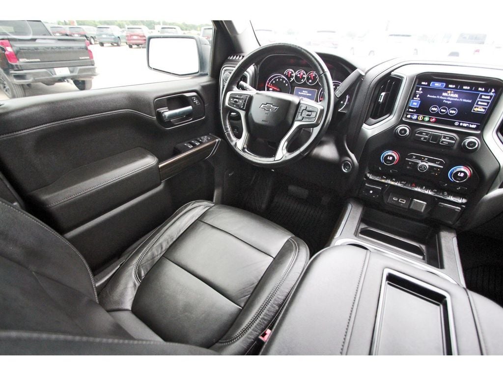 2020 Chevrolet Silverado 1500 4WD Crew Cab Short Bed RST