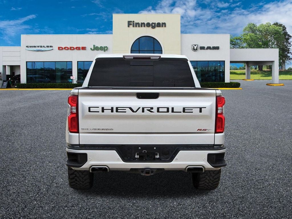 2020 Chevrolet Silverado 1500 4WD Crew Cab Short Bed RST