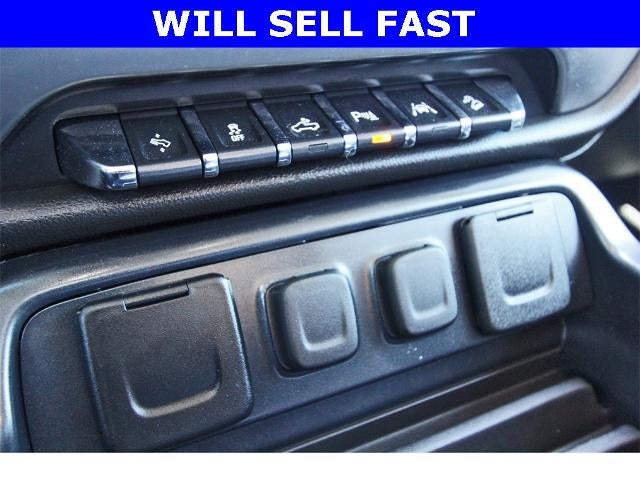 2018 GMC Sierra 1500 Crew Cab Short Box 4-Wheel Drive SLT