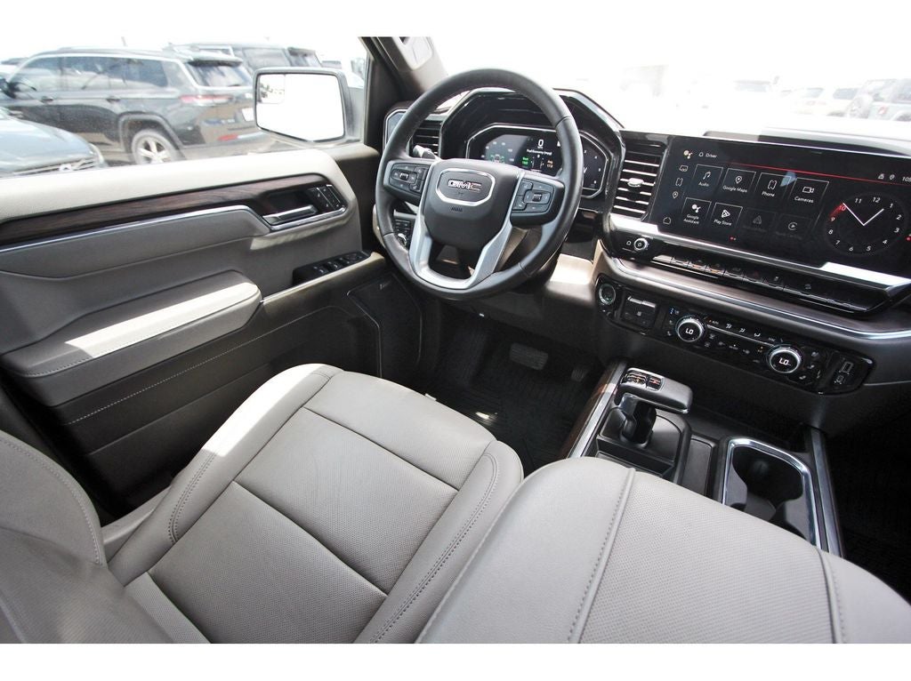 2023 GMC Sierra 1500 4WD Crew Cab Short Box SLT