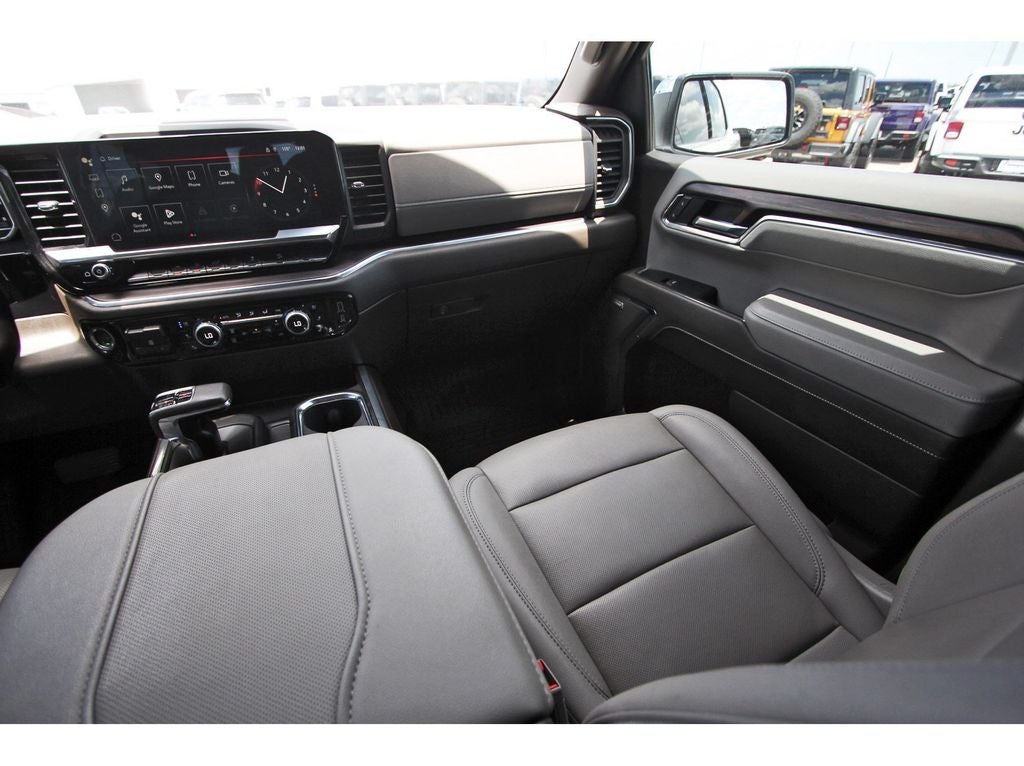 2023 GMC Sierra 1500 4WD Crew Cab Short Box SLT