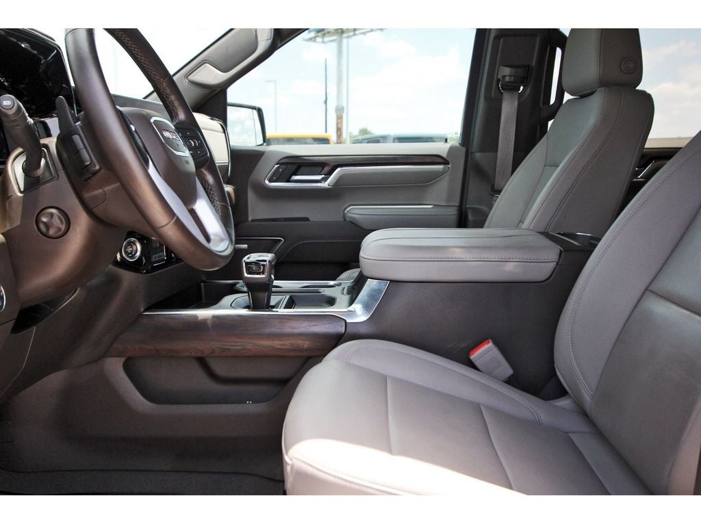 2023 GMC Sierra 1500 4WD Crew Cab Short Box SLT