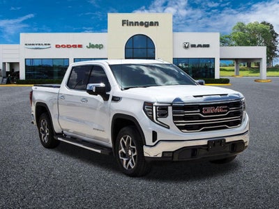 2023 GMC Sierra 1500 4WD Crew Cab Short Box SLT