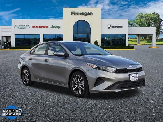 2023 Kia Forte LXS IVT