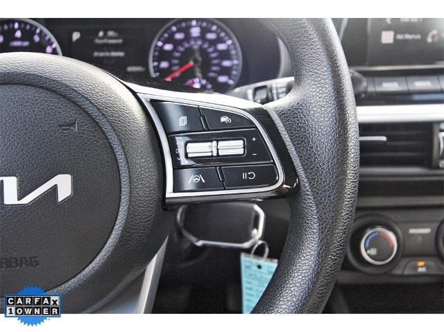 2023 Kia Forte LXS IVT