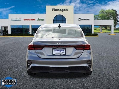 2023 Kia Forte LXS IVT