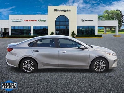 2023 Kia Forte LXS IVT