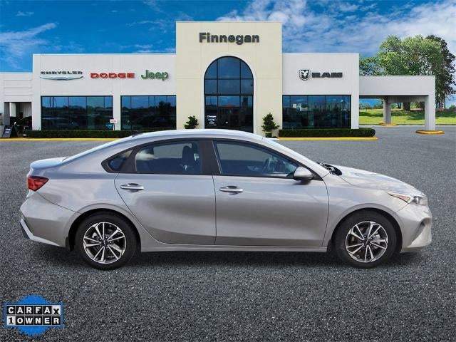 2023 Kia Forte LXS IVT