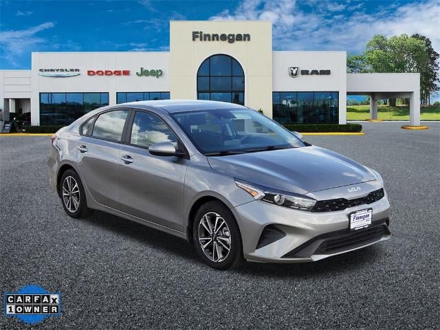 2023 Kia Forte LXS IVT