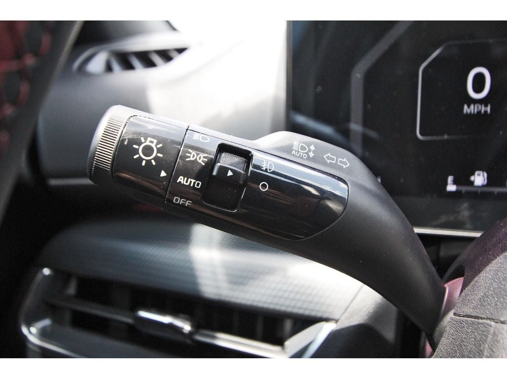 2025 Kia K4 GT-Line Turbo