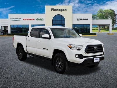 2023 Toyota Tacoma 2WD 2WD SR5 Double Cab 5' Bed V6 AT (GS)