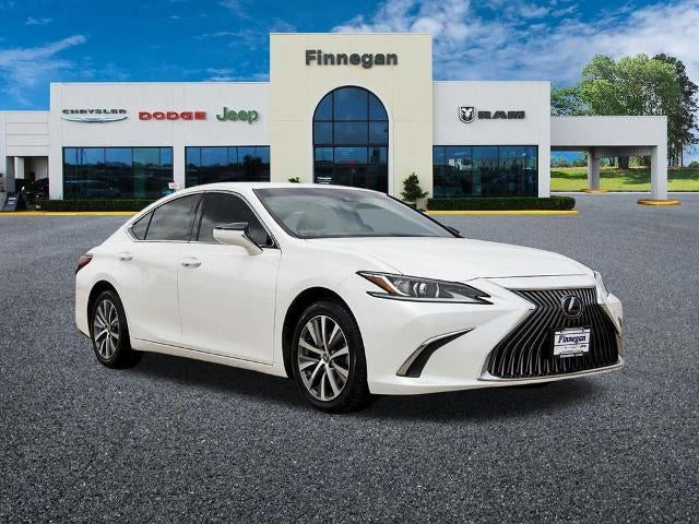 2019 Lexus ES