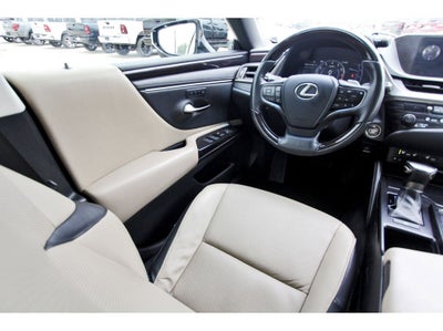 2019 Lexus ES 350
